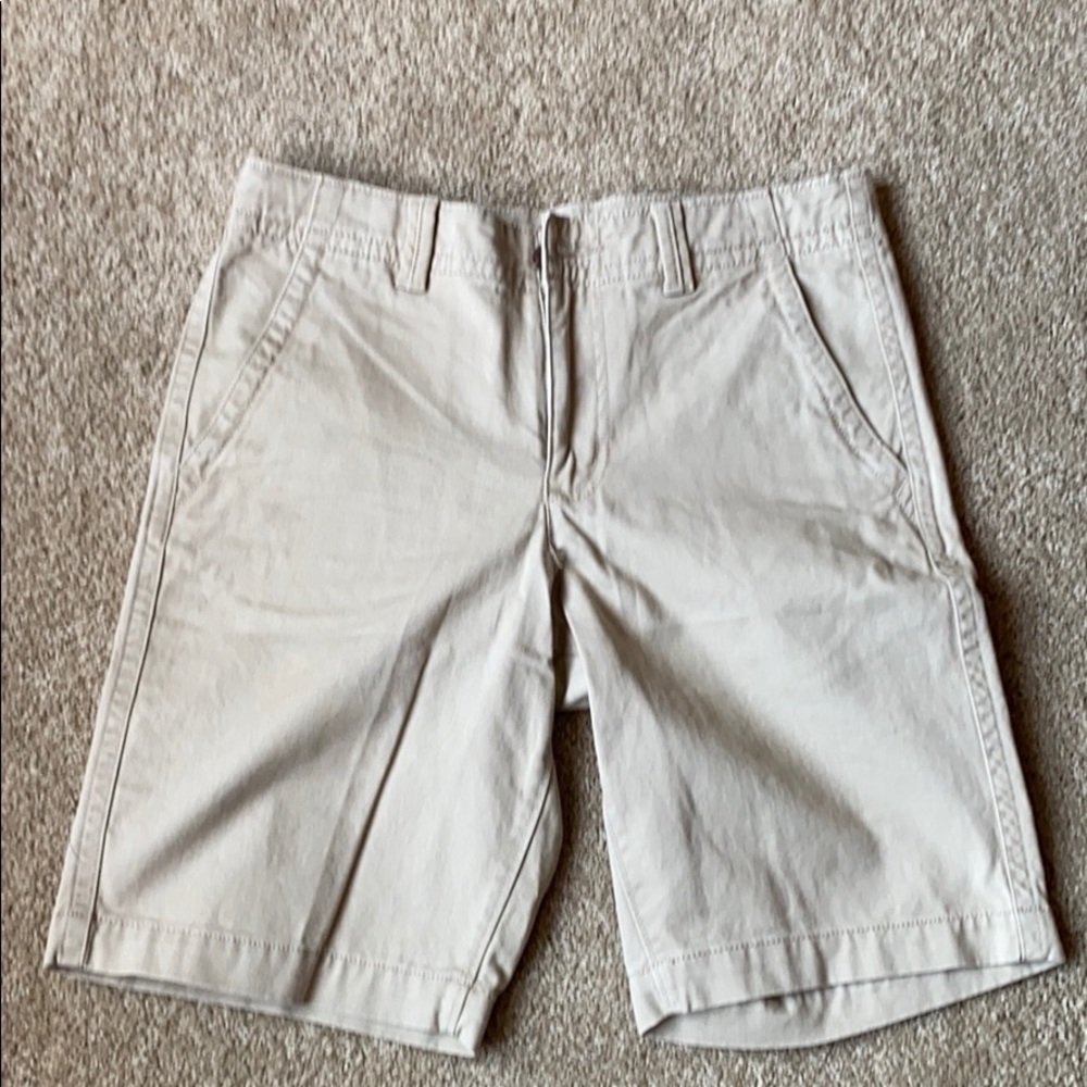 Khaki chino shorts